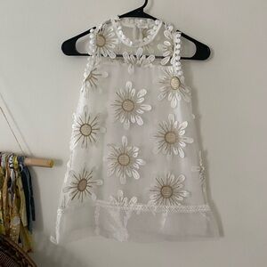 Gorgeous 60’s style little girls floral white gold dress